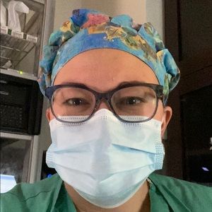 Meet your Posher, Leslie